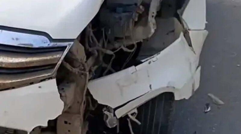 ertiga-hits-auto-driver-dies