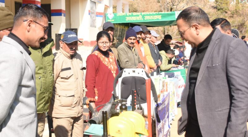 uk-gov-peoples-doorstep-public-camp