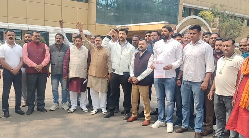jh-karani-sena-protested-against-ugc-regulation-20