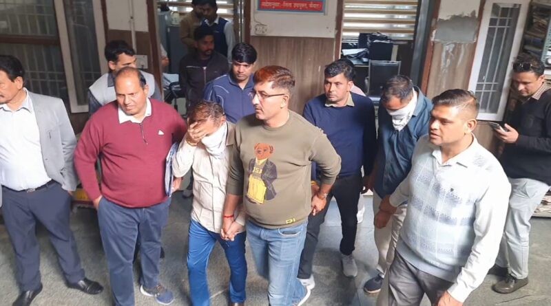 crime-pulichealthdysupdt-bribe