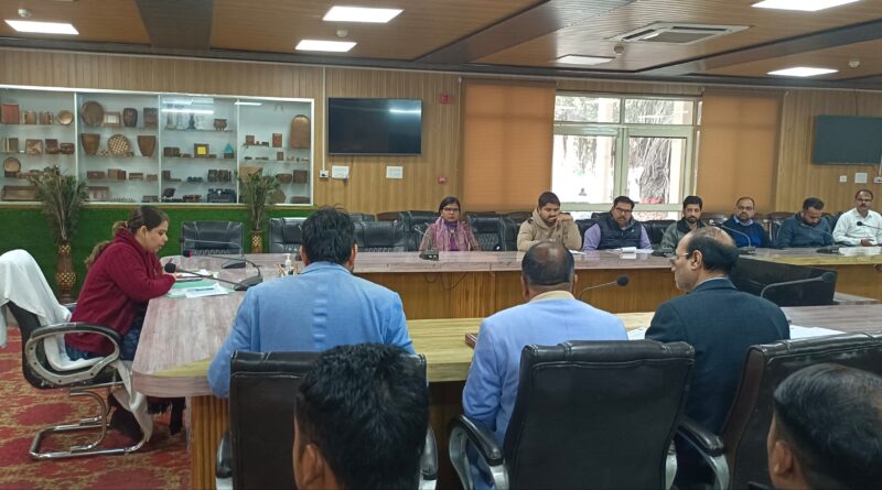 up-bijnor-dm-meetng-banks
