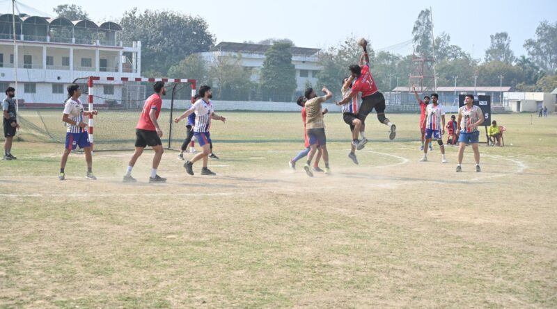 up-vns-rail-handbal-pratiyogit