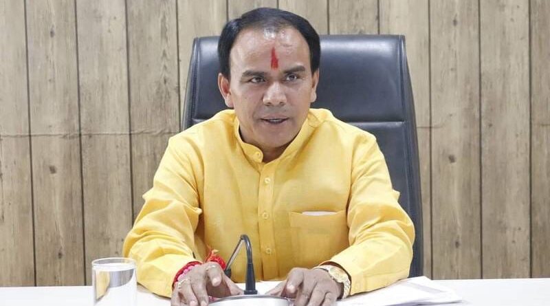 uk-co-operative-bharat-taxi