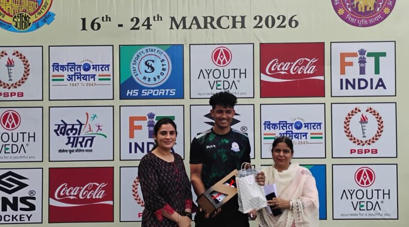 hockey-shyam-lal-college-win