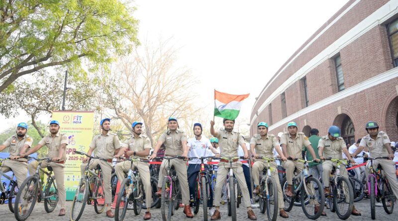 sundaysoncycle-delhi-forest-guard
