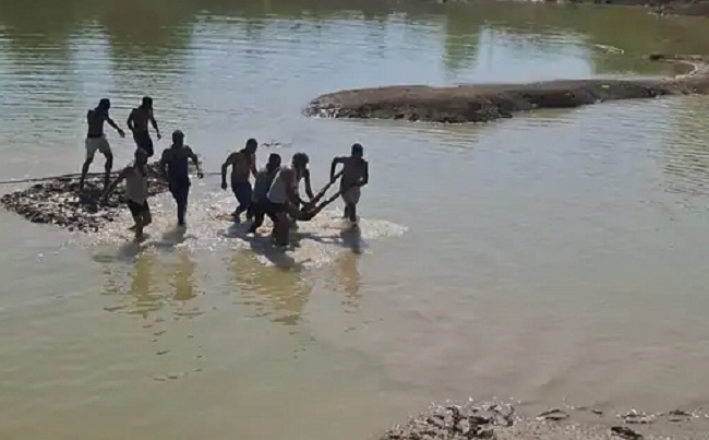 mp-ujjain-two-teenagers-who-went-to-take-a-bath-wi