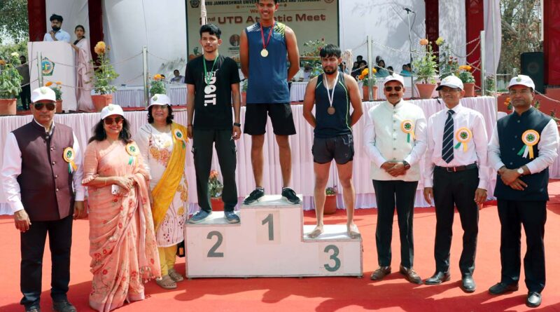 a-prestigious-platform-to-show