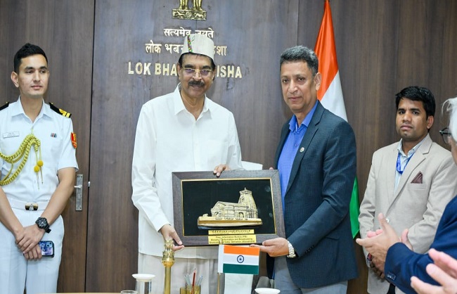 -uk-delegation-meets-odisha-governor