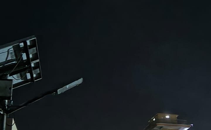 venus-looks-as-bright-as-a-top