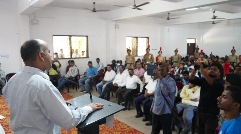 jh-dc-ghatshila-college-studen