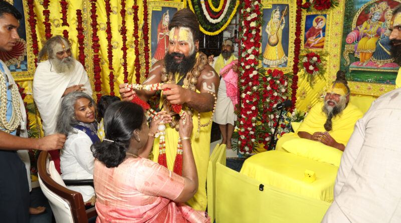 president-murmu-met-saint-prem