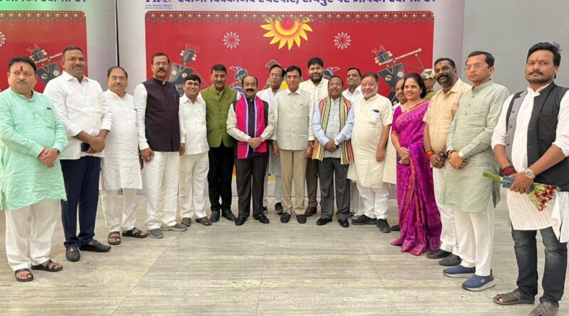 union-sports-minister-mandaviya-welcomed-cg