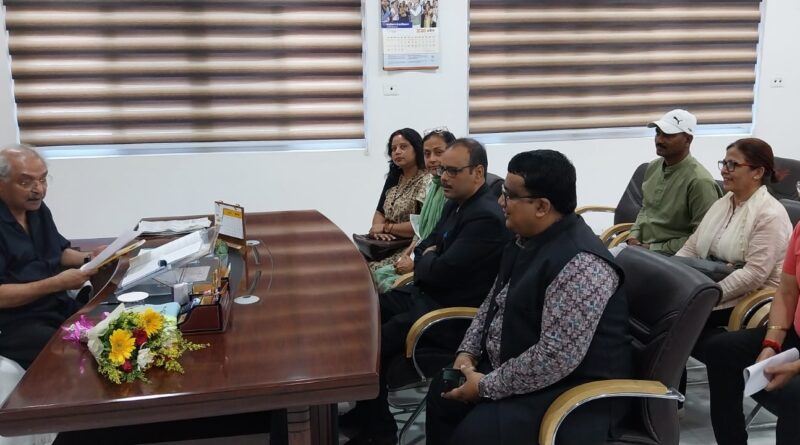 jh-hamar-manch-meets-lokayukta-gived-letter