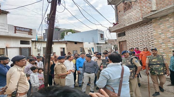 mp-indore-government-land-worth-rs-30-crore-freed-