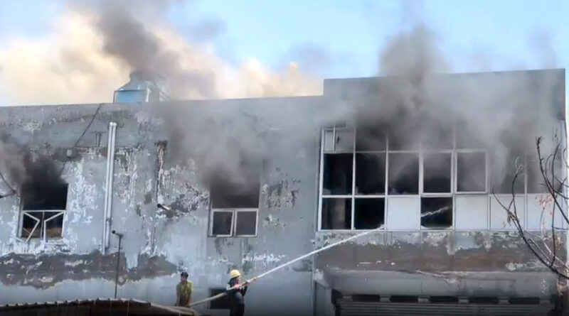 uk-massive-fire-factory