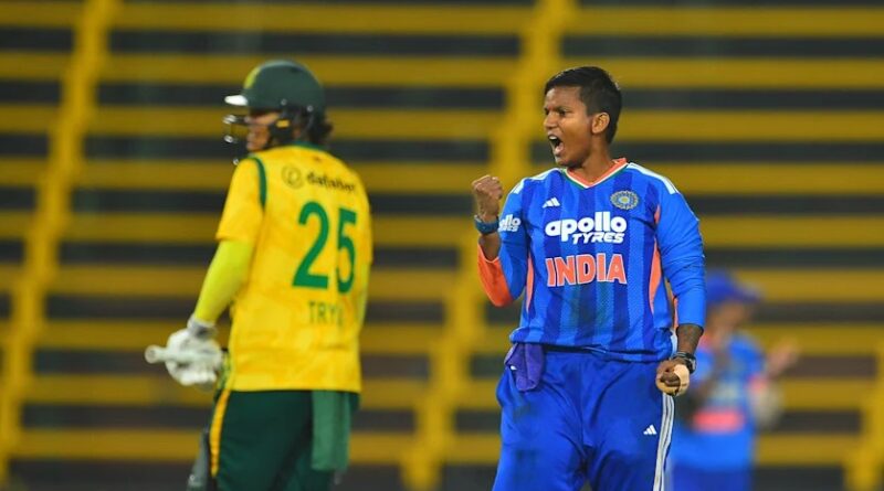 cricket-deepti-sharma-ind-sa