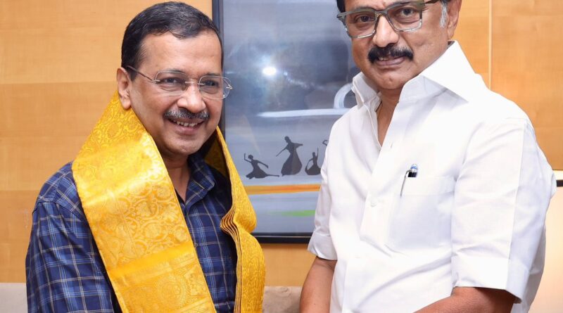 kejriwal-meet-tn-cm-stalin