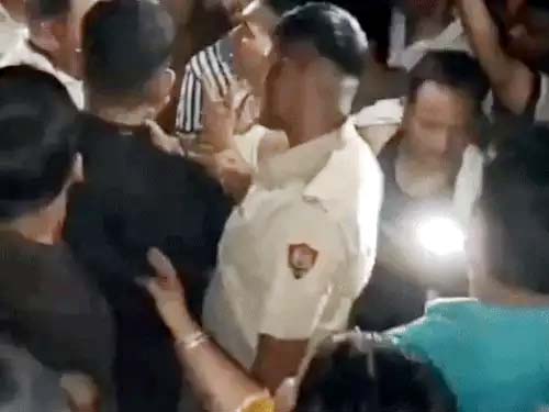 fbd-bijli-problam-road-jaam