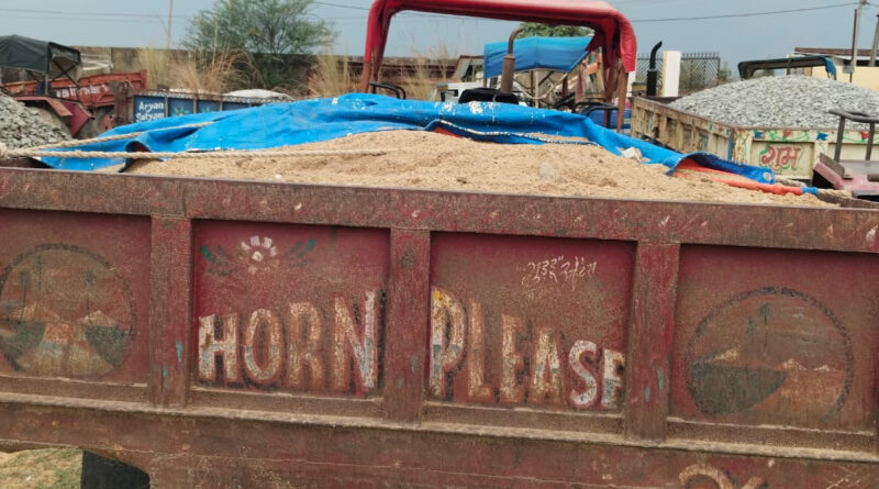 jh-fake-challan-exposed-tractor-seized