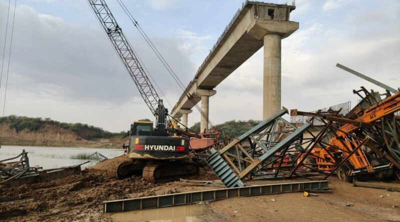 up-betwa-bridge-slab-fell-6-di