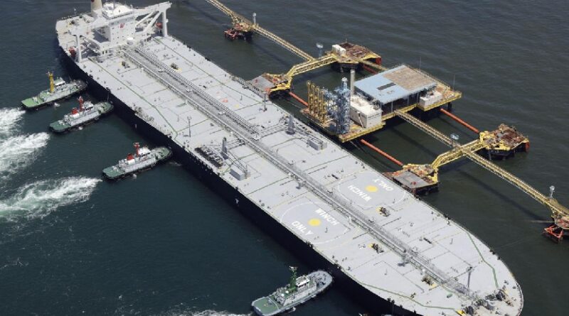 japan-first-oil-tanker-arrive