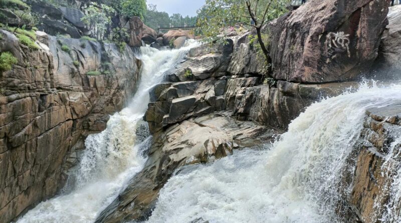 jashpur-ranidah-waterfall-tourism-cg