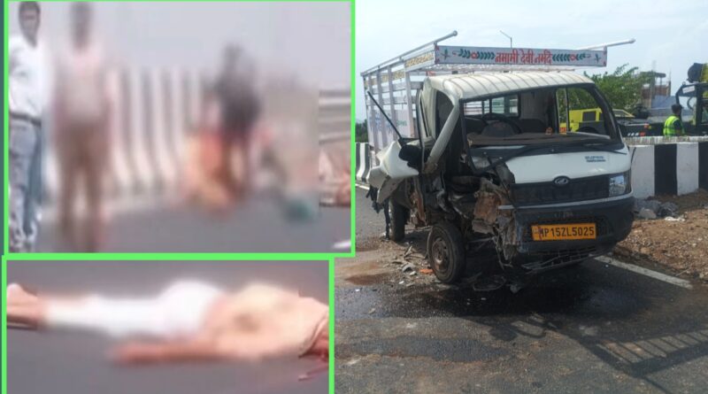 accident-pickup-overturns-nh44