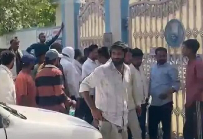 mp-satna-uproar-over-employees-death-at-ucl-factor