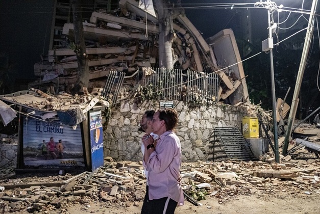 venezuela-earthquake-rocked-164-dead-971-injured