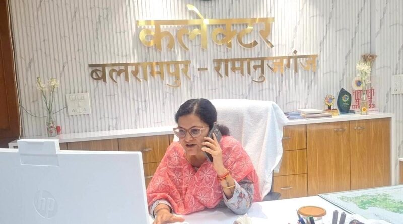 collector-monitors-cm-helpline-balrampur