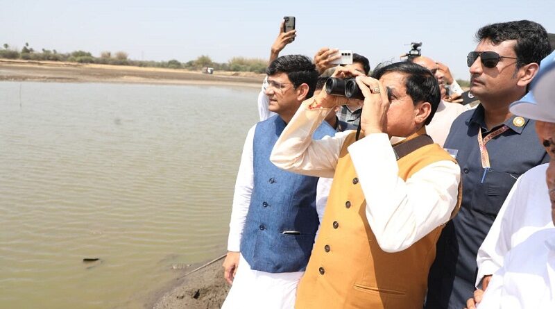 mp-cm-indore-participated-voluntary-labor-limbodi-