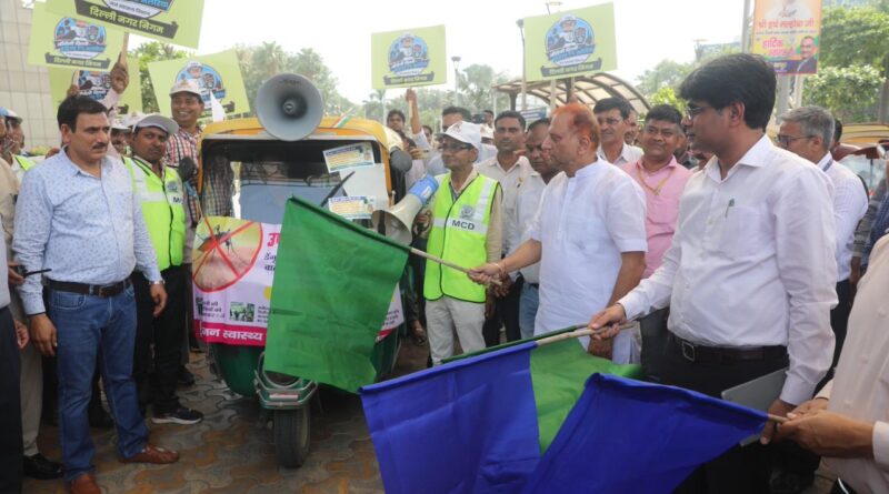 mayor-flag-off-auto-rickshaw