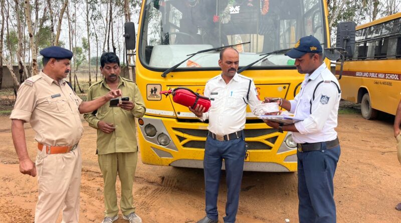 anuppur-two-school-buses-oper
