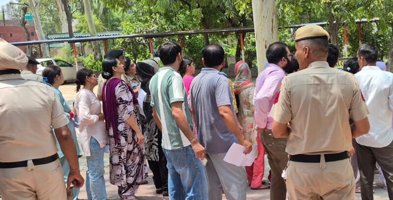 12019-candidates-took-the-htet-exam-in-the-distric
