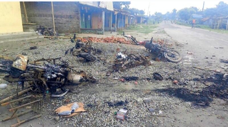 nepal-sunsari-violence-houses-torched-vehicles-dam