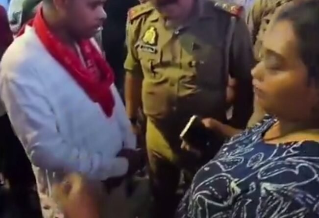 up-vishw-nath-temple-cheating-