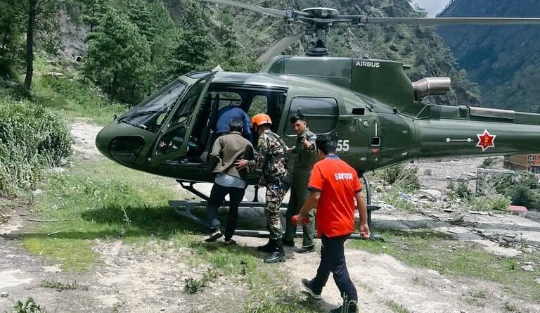 india-nepal-rescue-people-trapped-tunnels-relief-m