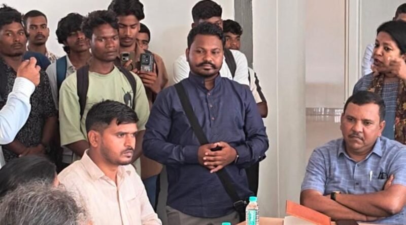 jh-abvp-submits-memorundum