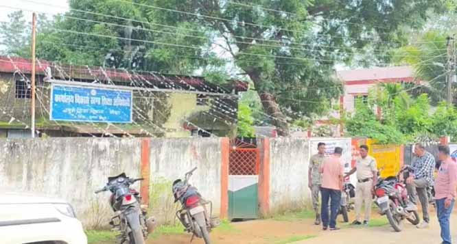 acb-caught-block-education-officers-red-handed-acc