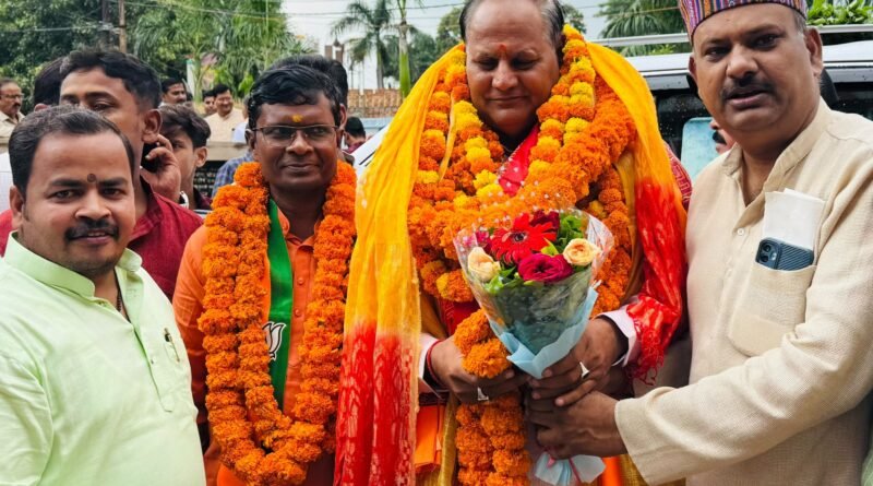 up-grand-welcome-kashi-region-general-secretary