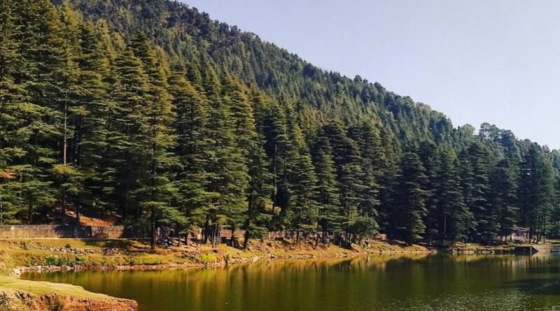 kangra-dal-lake-maha-aarti
