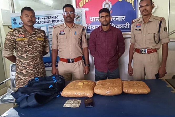 accused-arrested-8414-kg-ganja
