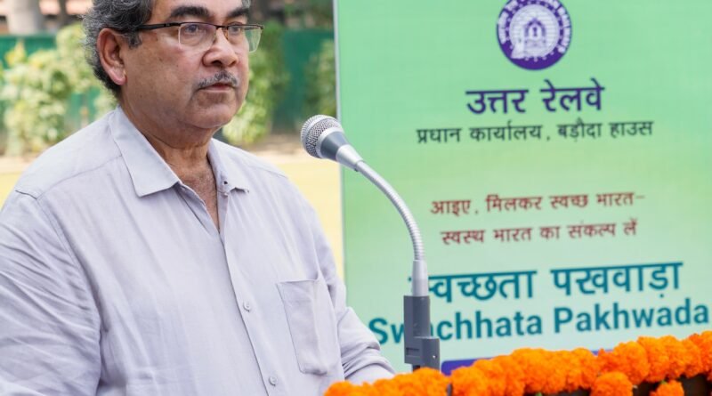 gm-northern-railway-cleanliness-pledge-swachhata-p