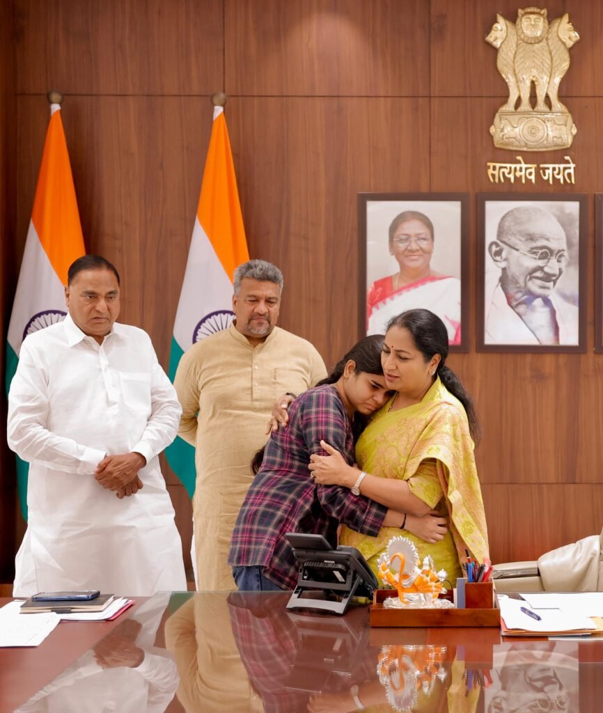 cm-financial-assistance-victims-families-various-a