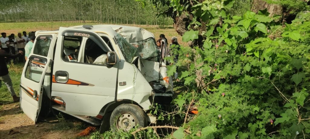 up-road-accident-death