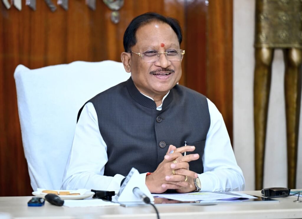 chhattisgarh-arnab-cyclone-cm-