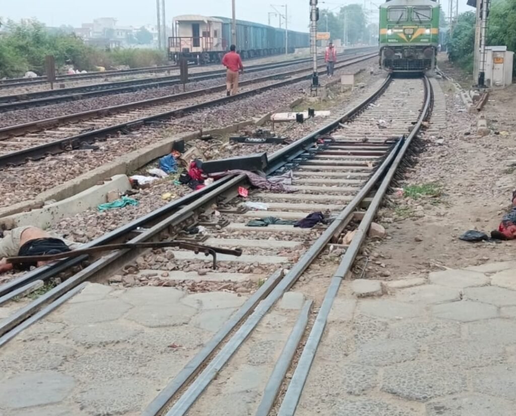 up-train-accident-auraiya