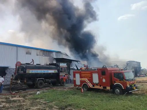 massive-fire-neemuch-furniture